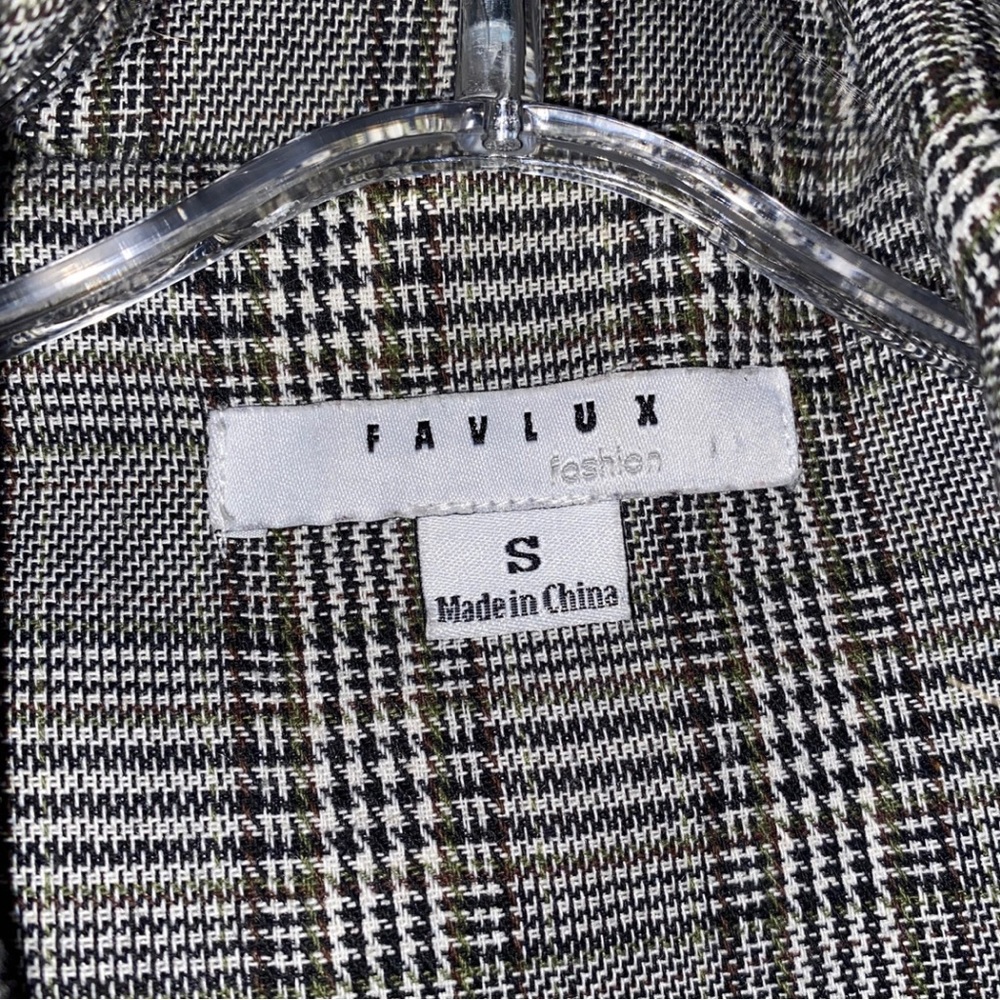 Favlux Size Small Jacket - Picture 3 of 3